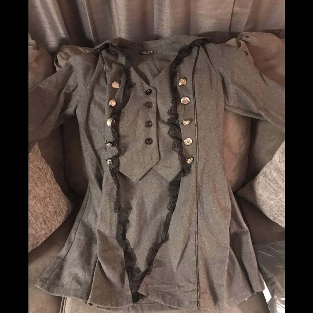 Gorgeous jacket/top